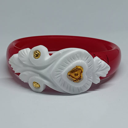 Sakha Pola Bangle with Conch Shell Design